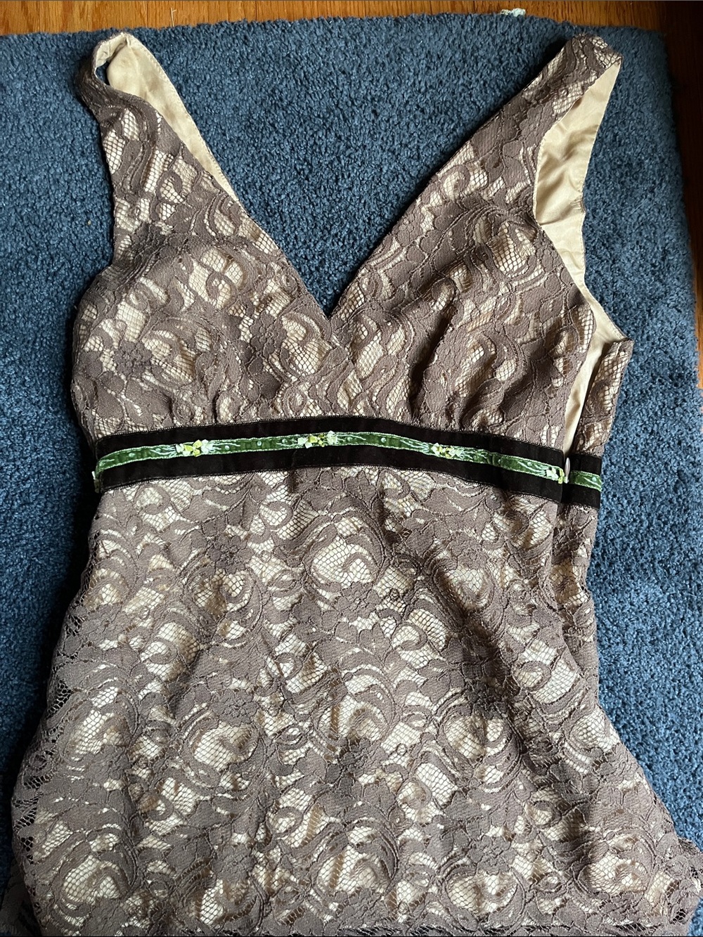 Lace-Overlay V-Neck Tank Top in Taupe with Green Accent